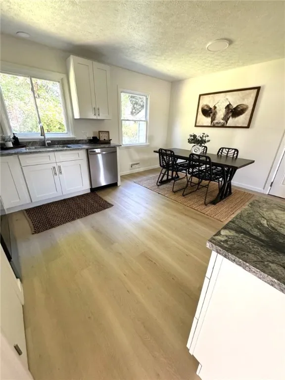 590 Northland Avenue, Rochester, New York 14609, Rochester, New York 14609, 3 Bedrooms Bedrooms, 5 Rooms Rooms,1 BathroomBathrooms,Residential,For Sale,590 Northland Avenue, Rochester, New York 14609,0,R1633484