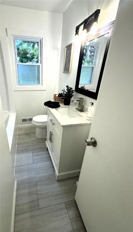 590 Northland Avenue, Rochester, New York 14609, Rochester, New York 14609, 3 Bedrooms Bedrooms, 5 Rooms Rooms,1 BathroomBathrooms,Residential,For Sale,590 Northland Avenue, Rochester, New York 14609,0,R1633484