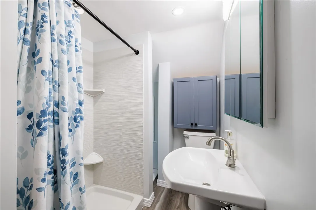 15 Chambers St, Ogden, New York 14559, Ogden, New York 14559, 3 Bedrooms Bedrooms, 8 Rooms Rooms,1 BathroomBathrooms,Residential,For Sale,15 Chambers St, Ogden, New York 14559,0,R1633104