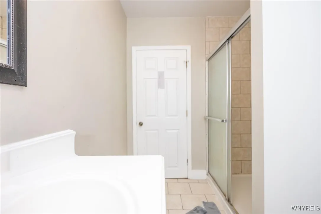 179 Callodine Avenue, Amherst, New York 14226, Amherst, New York 14226, 9 Bedrooms Bedrooms, ,4 BathroomsBathrooms,Residential,For Sale,179 Callodine Avenue, Amherst, New York 14226,B1633141