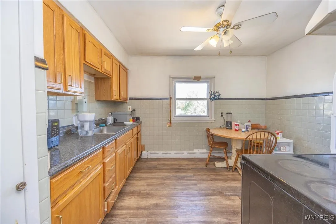 179 Callodine Avenue, Amherst, New York 14226, Amherst, New York 14226, 9 Bedrooms Bedrooms, ,4 BathroomsBathrooms,Residential,For Sale,179 Callodine Avenue, Amherst, New York 14226,B1633141