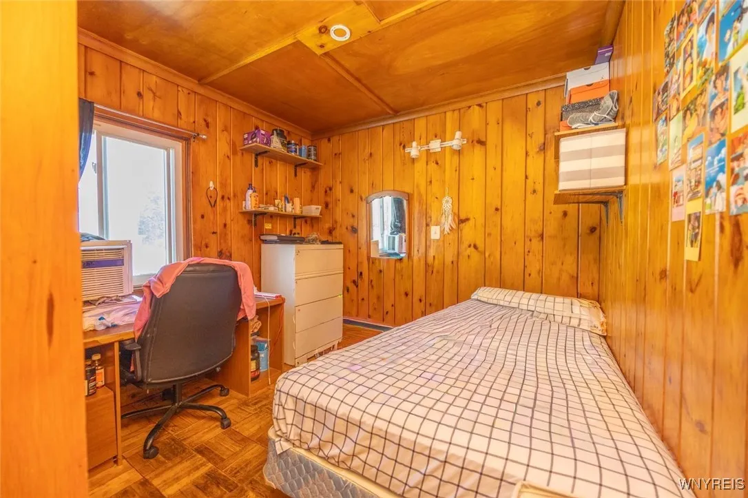 179 Callodine Avenue, Amherst, New York 14226, Amherst, New York 14226, 9 Bedrooms Bedrooms, ,4 BathroomsBathrooms,Residential,For Sale,179 Callodine Avenue, Amherst, New York 14226,B1633141