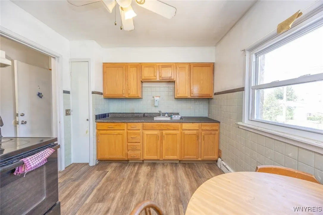 179 Callodine Avenue, Amherst, New York 14226, Amherst, New York 14226, 9 Bedrooms Bedrooms, ,4 BathroomsBathrooms,Residential,For Sale,179 Callodine Avenue, Amherst, New York 14226,B1633141