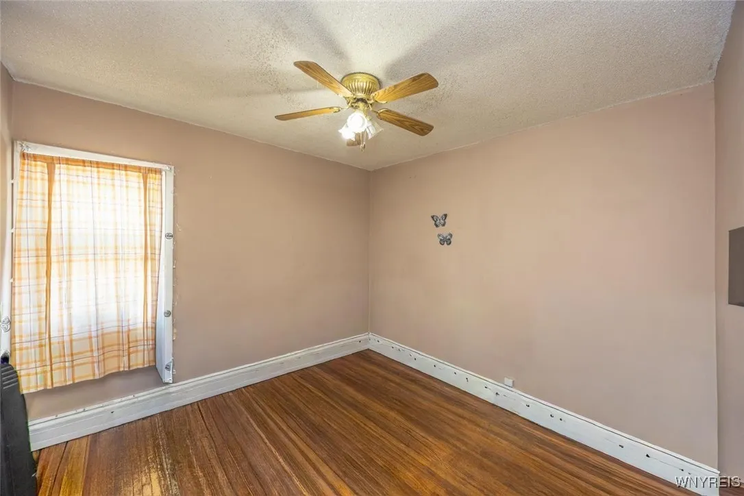 179 Callodine Avenue, Amherst, New York 14226, Amherst, New York 14226, 9 Bedrooms Bedrooms, ,4 BathroomsBathrooms,Residential,For Sale,179 Callodine Avenue, Amherst, New York 14226,B1633141