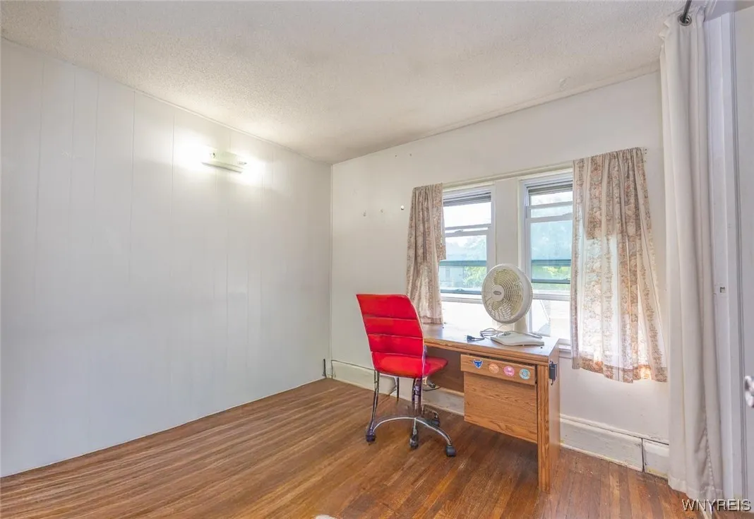 179 Callodine Avenue, Amherst, New York 14226, Amherst, New York 14226, 9 Bedrooms Bedrooms, ,4 BathroomsBathrooms,Residential,For Sale,179 Callodine Avenue, Amherst, New York 14226,B1633141