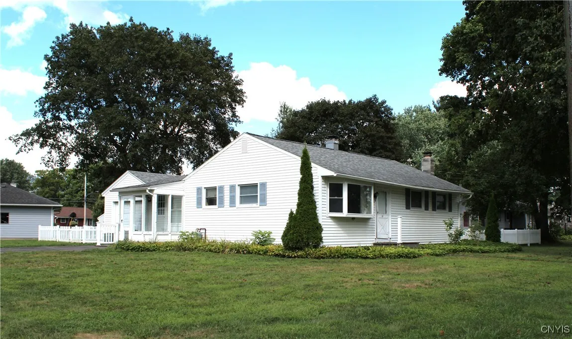 111 Glen Road South, Rome, New York 13440, Rome, New York 13440, 3 Bedrooms Bedrooms, 9 Rooms Rooms,2 BathroomsBathrooms,Residential,For Sale,111 Glen Road South, Rome, New York 13440,S1633206