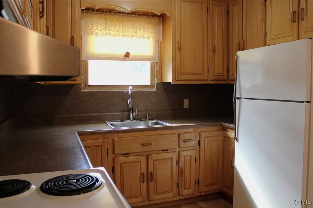 111 Glen Road South, Rome, New York 13440, Rome, New York 13440, 3 Bedrooms Bedrooms, 9 Rooms Rooms,2 BathroomsBathrooms,Residential,For Sale,111 Glen Road South, Rome, New York 13440,0,S1633206
