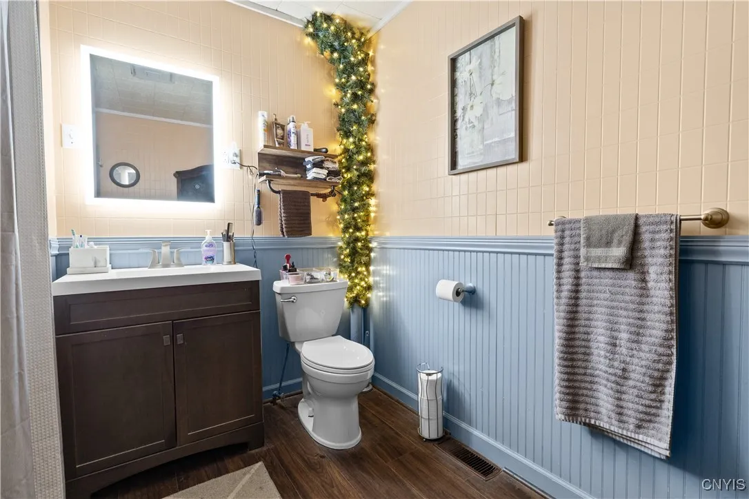 421 North Caroline Street, Herkimer, New York 1335, Herkimer, New York 13350, 3 Bedrooms Bedrooms, 9 Rooms Rooms,1 BathroomBathrooms,Residential,For Sale,421 North Caroline Street, Herkimer, New York 1335,S1633501