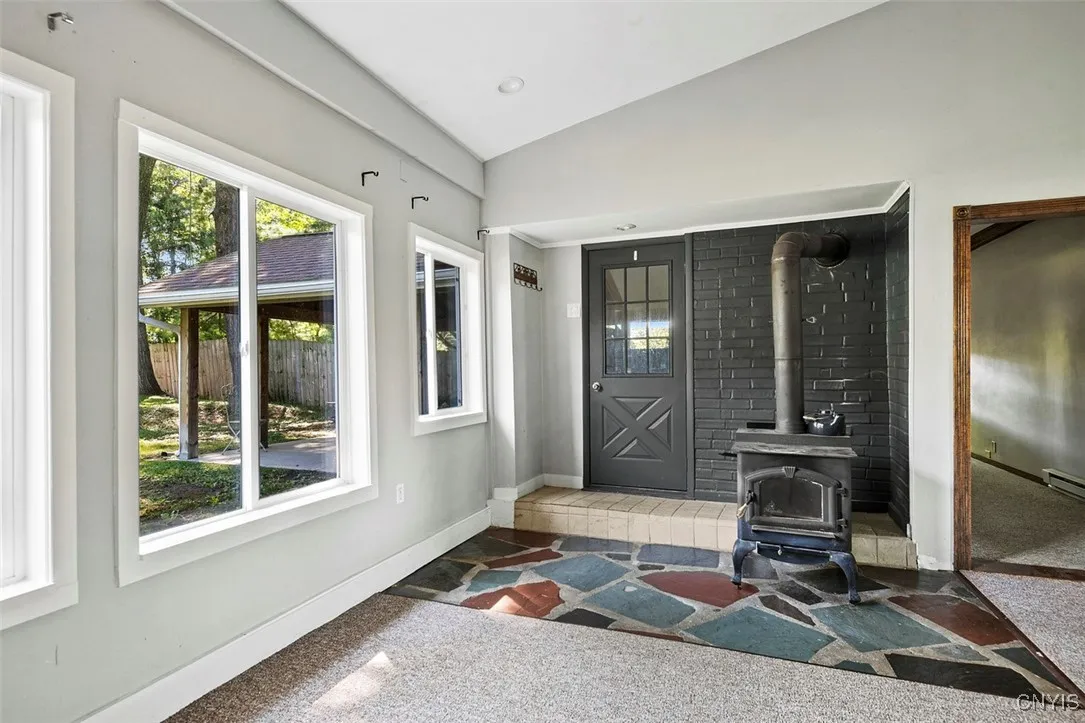 5902 North Road, Owasco, New York 13021, Owasco, New York 13021, 3 Bedrooms Bedrooms, 9 Rooms Rooms,2 BathroomsBathrooms,Residential,Closed,5902 North Road, Owasco, New York 13021,0,S1633381