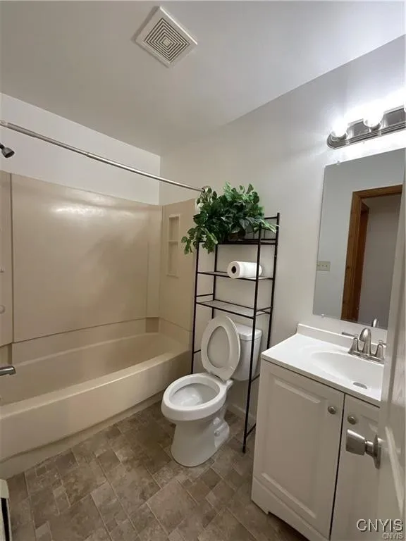 59 Duke Street, Wilna, New York 13619, Wilna, New York 13619, 3 Bedrooms Bedrooms, 9 Rooms Rooms,1 BathroomBathrooms,Residential Lease,For Rent,59 Duke Street, Wilna, New York 13619,S1633627