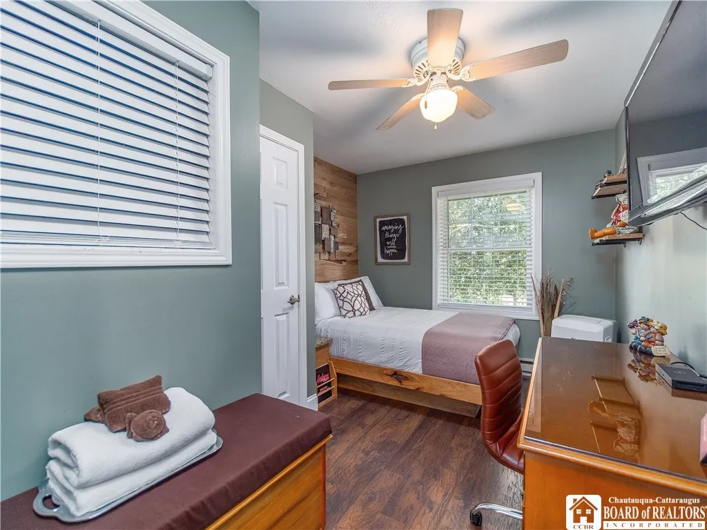 33 Delevan Avenue, Jamestown, New York 14701, Jamestown, New York 14701, 3 Bedrooms Bedrooms, 8 Rooms Rooms,2 BathroomsBathrooms,Residential,For Sale,33 Delevan Avenue, Jamestown, New York 14701,0,R1633358