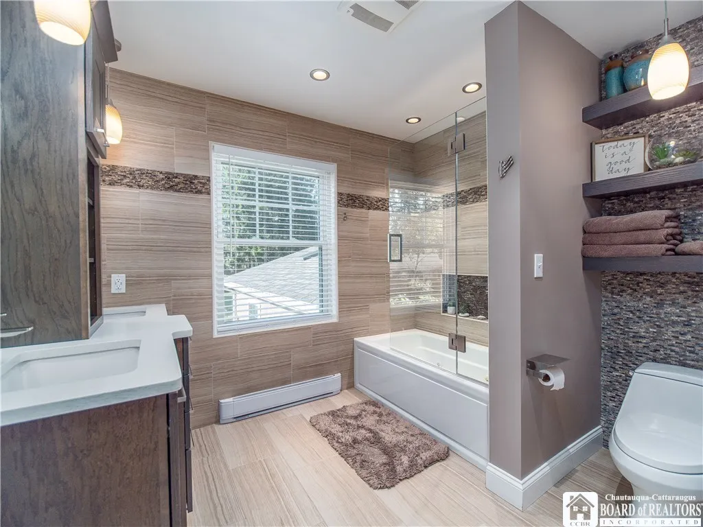 33 Delevan Avenue, Jamestown, New York 14701, Jamestown, New York 14701, 3 Bedrooms Bedrooms, 8 Rooms Rooms,2 BathroomsBathrooms,Residential,For Sale,33 Delevan Avenue, Jamestown, New York 14701,0,R1633358