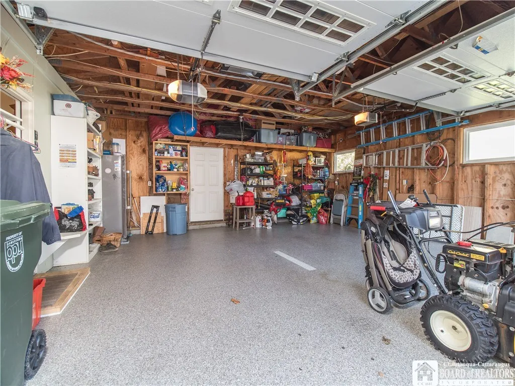 33 Delevan Avenue, Jamestown, New York 14701, Jamestown, New York 14701, 3 Bedrooms Bedrooms, 8 Rooms Rooms,2 BathroomsBathrooms,Residential,For Sale,33 Delevan Avenue, Jamestown, New York 14701,0,R1633358