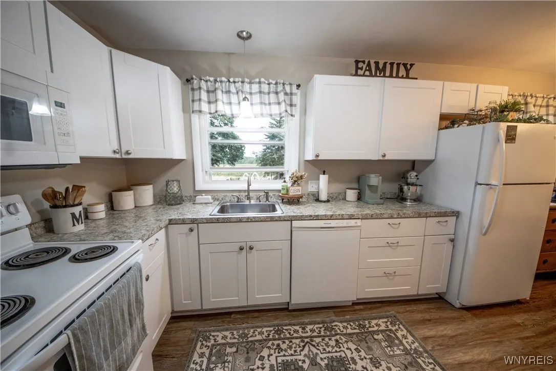 4900 Town Line Road, Cambria, New York 14094, Cambria, New York 14094, 4 Bedrooms Bedrooms, 7 Rooms Rooms,1 BathroomBathrooms,Residential,For Sale,4900 Town Line Road, Cambria, New York 14094,0,B1633363