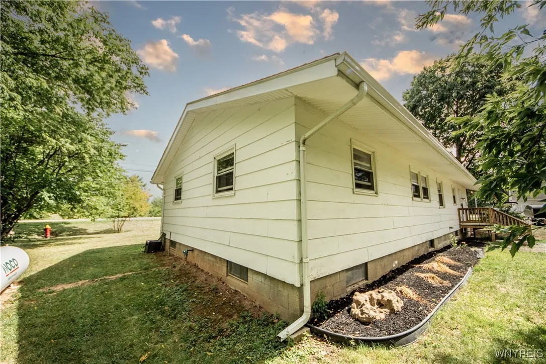 4900 Town Line Road, Cambria, New York 14094, Cambria, New York 14094, 4 Bedrooms Bedrooms, 7 Rooms Rooms,1 BathroomBathrooms,Residential,For Sale,4900 Town Line Road, Cambria, New York 14094,0,B1633363