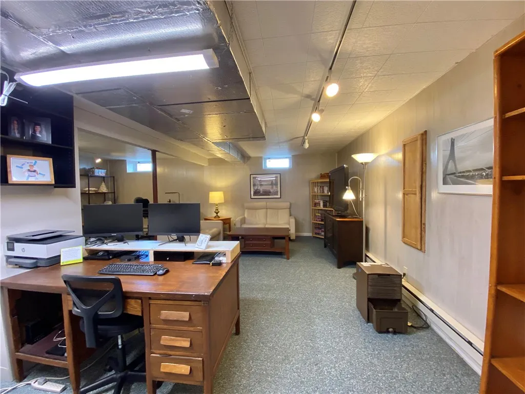 1055 West Clinton Street, Elmira, New York 14905, Elmira, New York 14905, 3 Bedrooms Bedrooms, 10 Rooms Rooms,2 BathroomsBathrooms,Residential,For Sale,1055 West Clinton Street, Elmira, New York 14905,R1632834