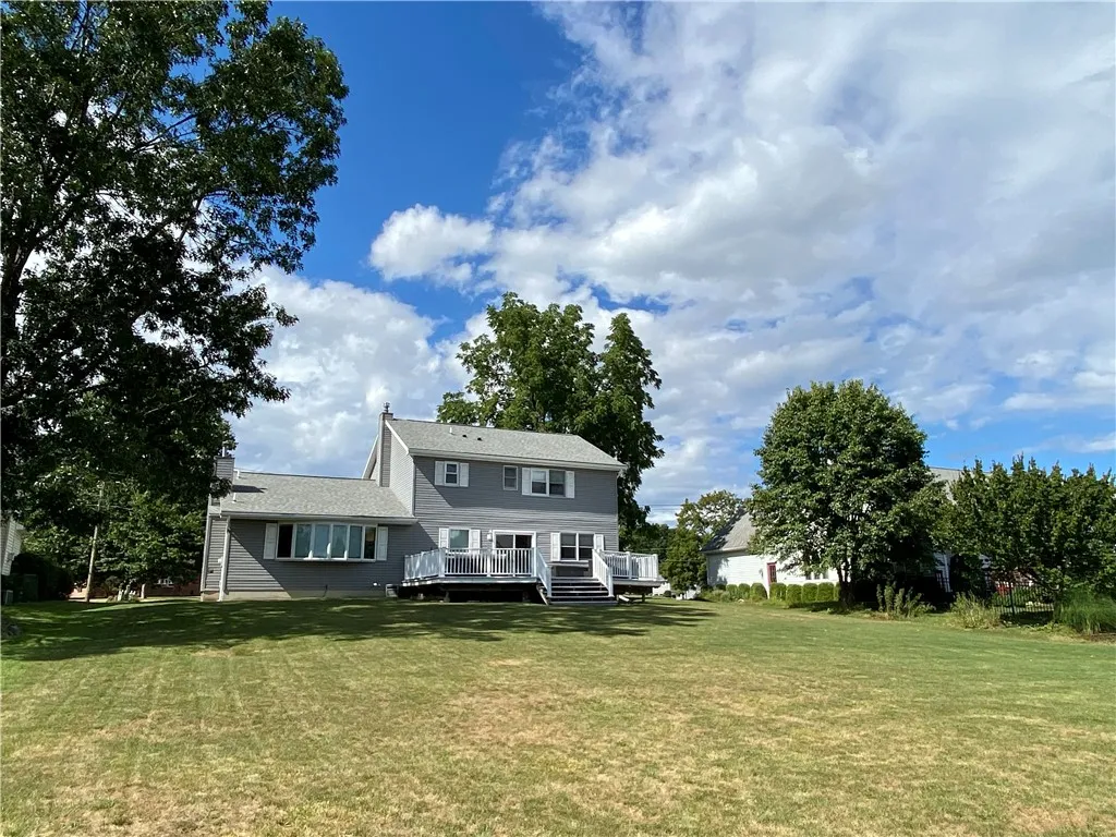 1055 West Clinton Street, Elmira, New York 14905, Elmira, New York 14905, 3 Bedrooms Bedrooms, 10 Rooms Rooms,2 BathroomsBathrooms,Residential,For Sale,1055 West Clinton Street, Elmira, New York 14905,R1632834