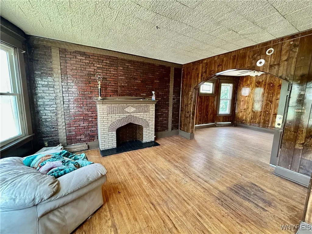 851 East Delavan Avenue S, Buffalo, New York 14215, Buffalo, New York 14215, 4 Bedrooms Bedrooms, ,2 BathroomsBathrooms,Residential,For Sale,851 East Delavan Avenue S, Buffalo, New York 14215,B1633626