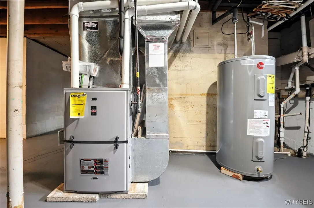 4990 Meadowbrook Road, Clarence, New York 14221, Clarence, New York 14221, 3 Bedrooms Bedrooms, 9 Rooms Rooms,2 BathroomsBathrooms,Residential,Closed,4990 Meadowbrook Road, Clarence, New York 14221,0,B1633442