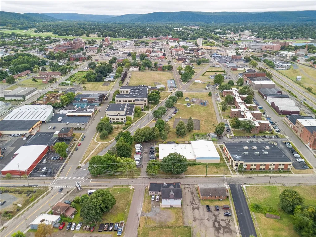 357 East 5th Street, Elmira City, New York 14901, Elmira City, New York 14901, ,Commercial Sale,For Sale,357 East 5th Street, Elmira City, New York 14901,R1633159
