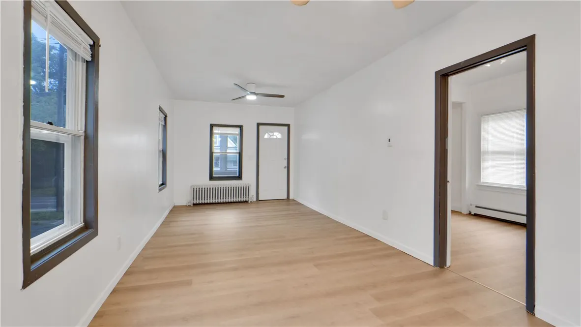 122 Dakota Street, Rochester, New York 14606, Rochester, New York 14606, 2 Bedrooms Bedrooms, 6 Rooms Rooms,1 BathroomBathrooms,Residential,For Sale,122 Dakota Street, Rochester, New York 14606,0,R1632607