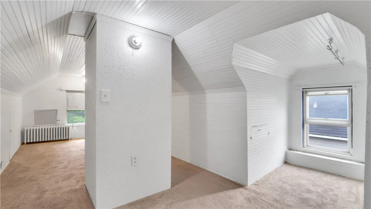 122 Dakota Street, Rochester, New York 14606, Rochester, New York 14606, 2 Bedrooms Bedrooms, 6 Rooms Rooms,1 BathroomBathrooms,Residential,For Sale,122 Dakota Street, Rochester, New York 14606,0,R1632607