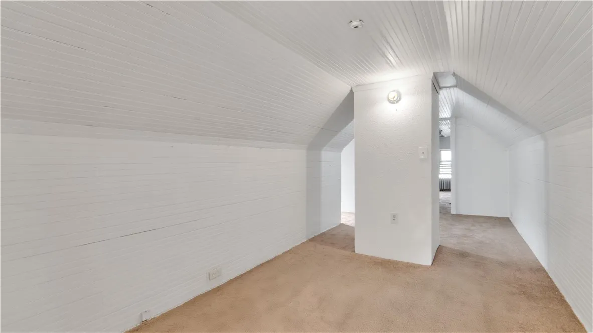 122 Dakota Street, Rochester, New York 14606, Rochester, New York 14606, 2 Bedrooms Bedrooms, 6 Rooms Rooms,1 BathroomBathrooms,Residential,For Sale,122 Dakota Street, Rochester, New York 14606,0,R1632607