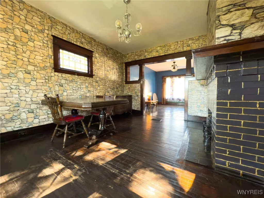 369 Abbott Road, Buffalo, New York 14220, Buffalo, New York 14220, 3 Bedrooms Bedrooms, 7 Rooms Rooms,1 BathroomBathrooms,Residential,For Sale,369 Abbott Road, Buffalo, New York 14220,B1633338