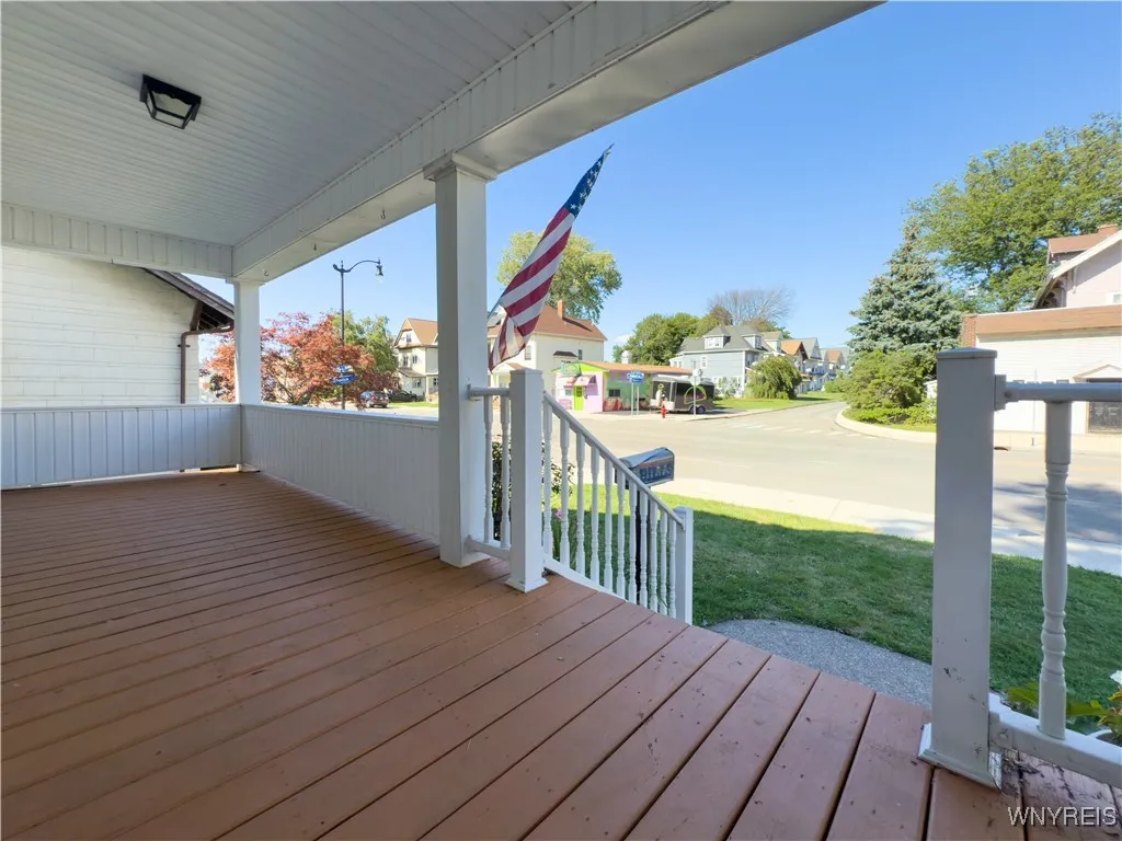 369 Abbott Road, Buffalo, New York 14220, Buffalo, New York 14220, 3 Bedrooms Bedrooms, 7 Rooms Rooms,1 BathroomBathrooms,Residential,For Sale,369 Abbott Road, Buffalo, New York 14220,B1633338