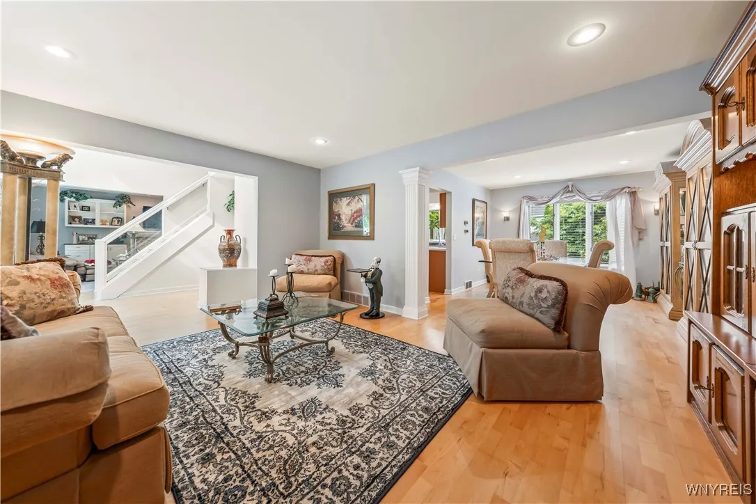 79 Saint Andrews Boulevard, Perinton, New York 144, Perinton, New York 14450, 4 Bedrooms Bedrooms, 9 Rooms Rooms,2 BathroomsBathrooms,Residential,For Sale,79 Saint Andrews Boulevard, Perinton, New York 144,B1631892