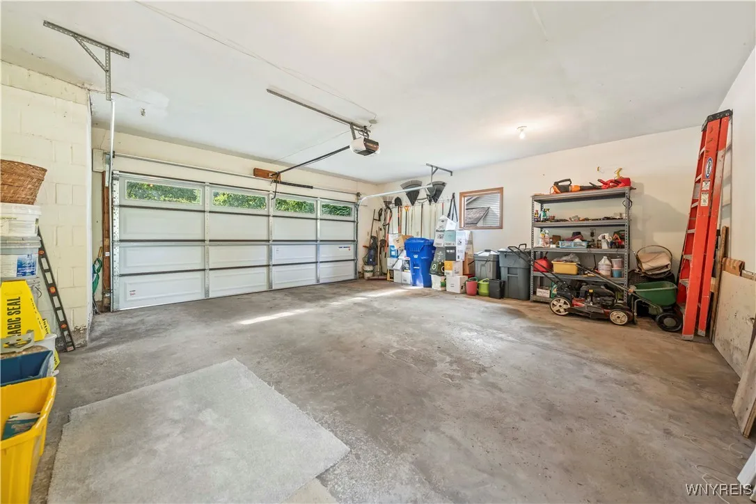 79 Saint Andrews Boulevard, Perinton, New York 144, Perinton, New York 14450, 4 Bedrooms Bedrooms, 9 Rooms Rooms,2 BathroomsBathrooms,Residential,For Sale,79 Saint Andrews Boulevard, Perinton, New York 144,B1631892