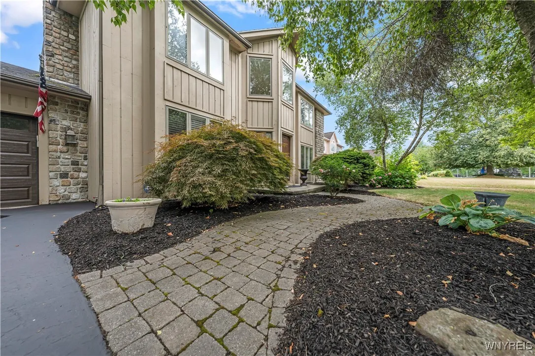 79 Saint Andrews Boulevard, Perinton, New York 144, Perinton, New York 14450, 4 Bedrooms Bedrooms, 9 Rooms Rooms,2 BathroomsBathrooms,Residential,For Sale,79 Saint Andrews Boulevard, Perinton, New York 144,B1631892