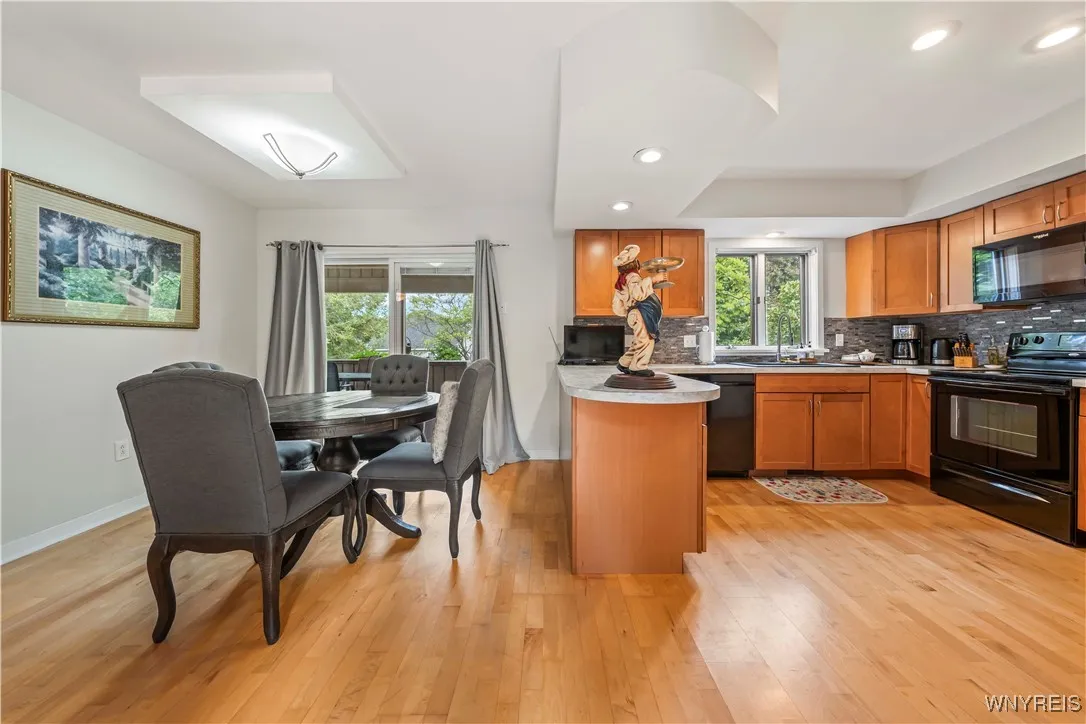 79 Saint Andrews Boulevard, Perinton, New York 144, Perinton, New York 14450, 4 Bedrooms Bedrooms, 9 Rooms Rooms,2 BathroomsBathrooms,Residential,For Sale,79 Saint Andrews Boulevard, Perinton, New York 144,B1631892