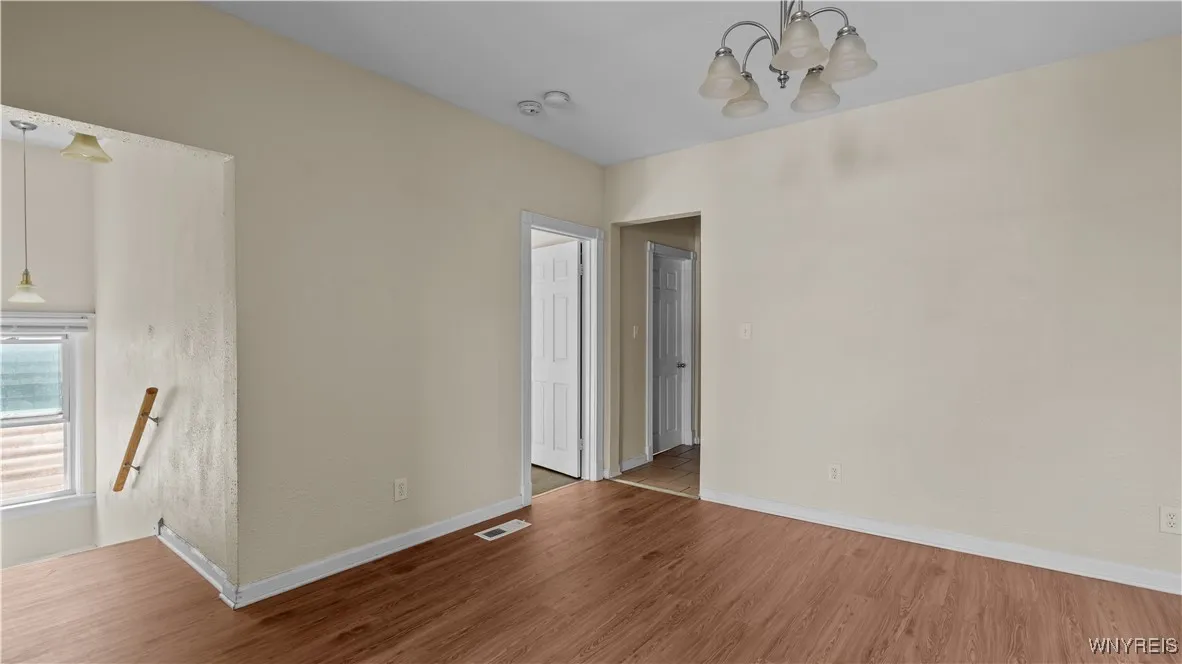 291 Forest Avenue, Buffalo, New York 14213, Buffalo, New York 14213, 7 Bedrooms Bedrooms, ,2 BathroomsBathrooms,Residential,For Sale,291 Forest Avenue, Buffalo, New York 14213,B1633514