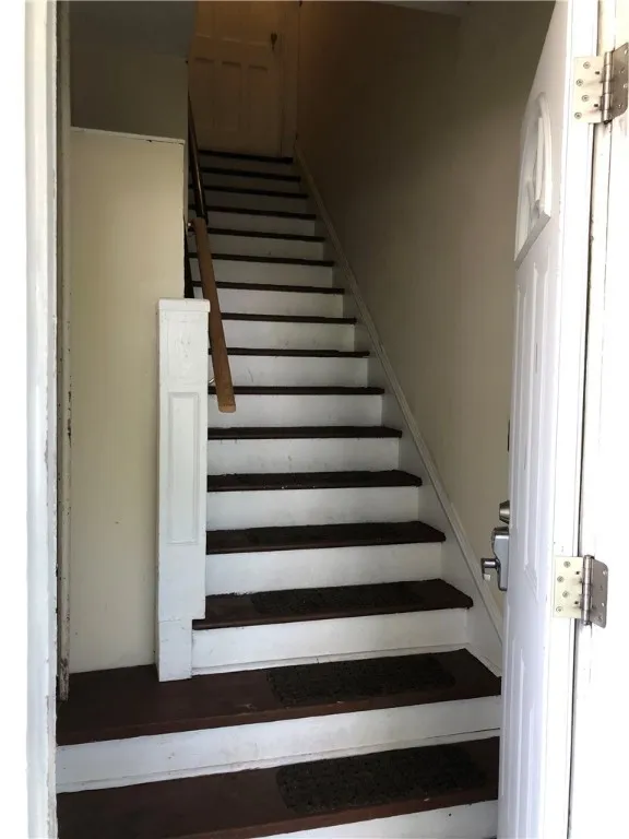 37 Church Street, Oneonta, New York 13820, Oneonta, New York 13820, 6 Bedrooms Bedrooms, ,2 BathroomsBathrooms,Residential,For Sale,37 Church Street, Oneonta, New York 13820,R1633336