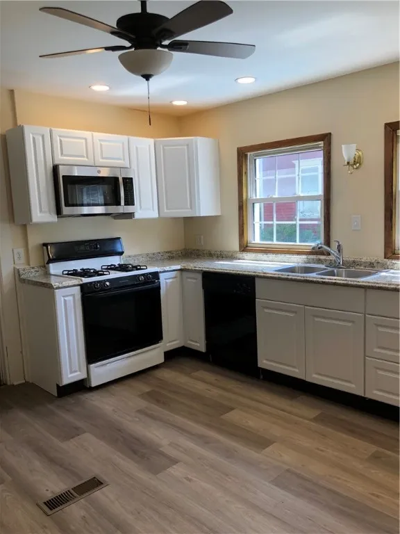 37 Church Street, Oneonta, New York 13820, Oneonta, New York 13820, 6 Bedrooms Bedrooms, ,2 BathroomsBathrooms,Residential,For Sale,37 Church Street, Oneonta, New York 13820,R1633336