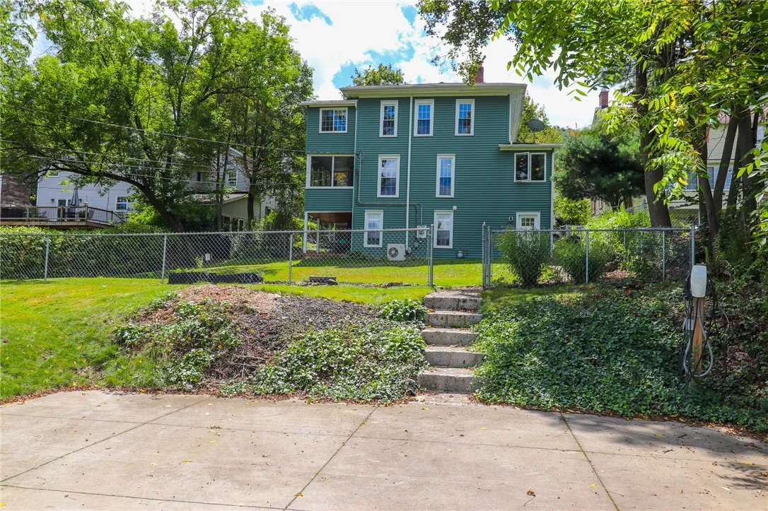 65 East 4th Street, Corning City, New York 14830, Corning City, New York 14830, 3 Bedrooms Bedrooms, 12 Rooms Rooms,3 BathroomsBathrooms,Residential,For Sale,65 East 4th Street, Corning City, New York 14830,R1632414