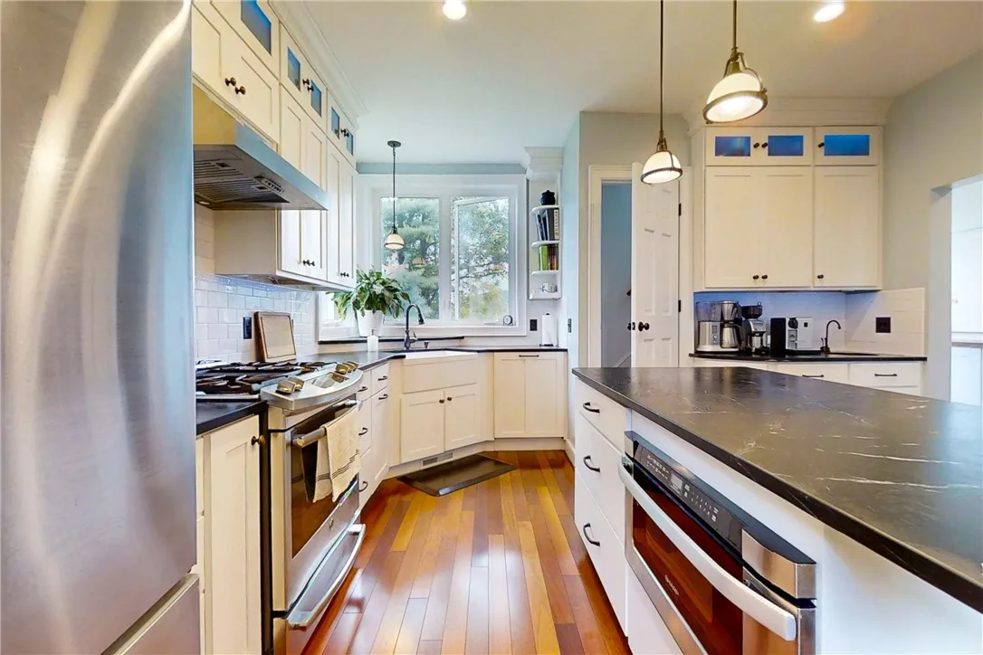 65 East 4th Street, Corning City, New York 14830, Corning City, New York 14830, 3 Bedrooms Bedrooms, 12 Rooms Rooms,3 BathroomsBathrooms,Residential,For Sale,65 East 4th Street, Corning City, New York 14830,R1632414