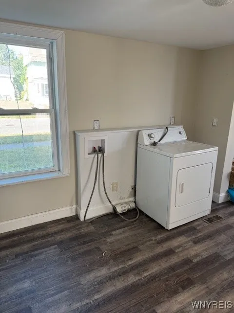 222 North Washington Street, Rome, New York 13440, Rome, New York 13440, 5 Bedrooms Bedrooms, 4 Rooms Rooms,2 BathroomsBathrooms,Residential,For Sale,222 North Washington Street, Rome, New York 13440,B1633402