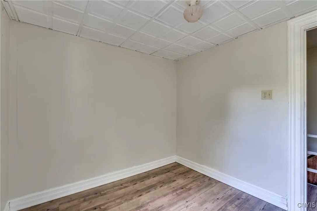 212 S Meadow, Watertown City, New York 13601, Watertown City, New York 13601, 3 Bedrooms Bedrooms, 8 Rooms Rooms,2 BathroomsBathrooms,Residential,For Sale,212 S Meadow, Watertown City, New York 13601,0,S1633664