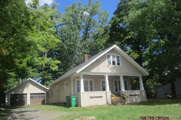 323 West Main Street, Concord, New York 14141, Concord, New York 14141, 4 Bedrooms Bedrooms, 9 Rooms Rooms,1 BathroomBathrooms,Residential,For Sale,323 West Main Street, Concord, New York 14141,B1633667