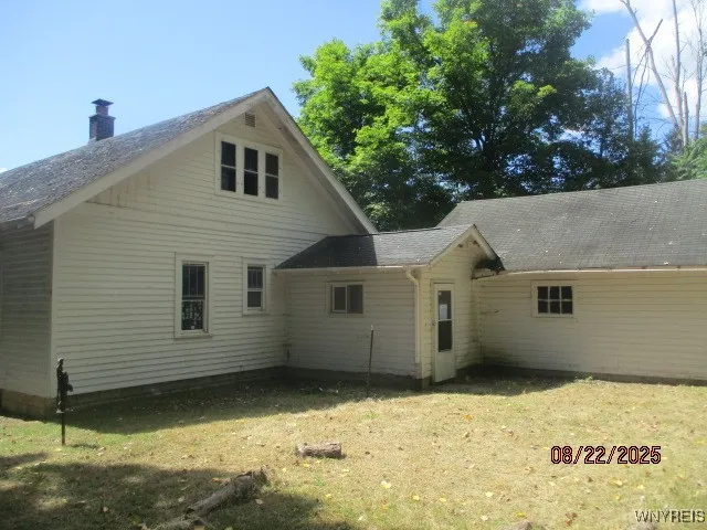 323 West Main Street, Concord, New York 14141, Concord, New York 14141, 4 Bedrooms Bedrooms, 9 Rooms Rooms,1 BathroomBathrooms,Residential,For Sale,323 West Main Street, Concord, New York 14141,B1633667