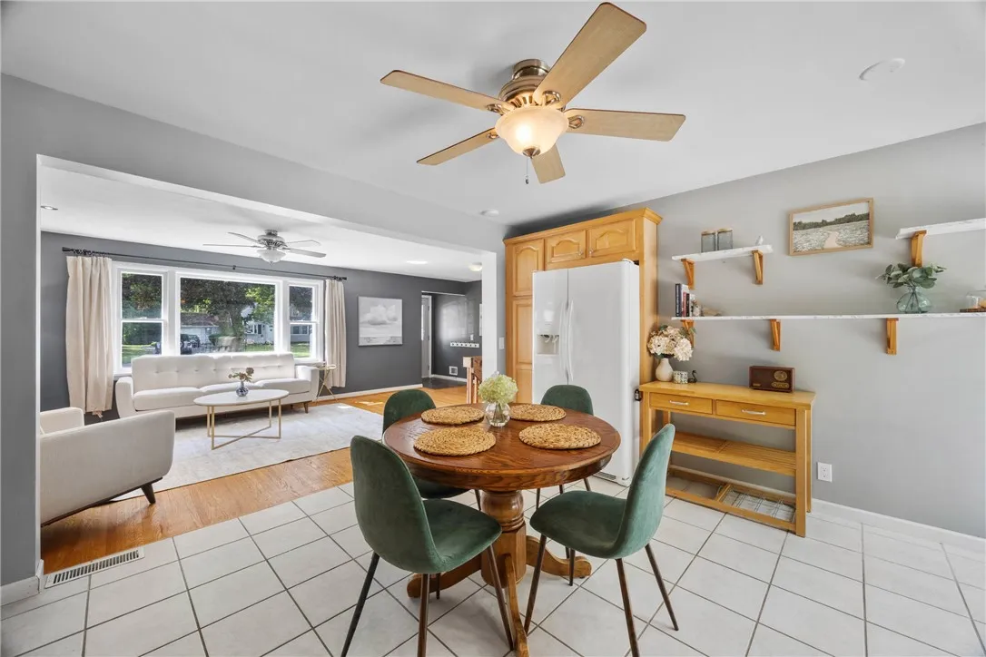 480 Covewood Blvd Boulevard, Webster, New York 145, Webster, New York 14580, 3 Bedrooms Bedrooms, 6 Rooms Rooms,1 BathroomBathrooms,Residential,For Sale,480 Covewood Blvd Boulevard, Webster, New York 145,R1631363