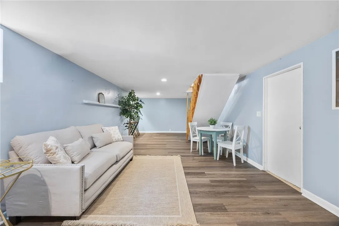 480 Covewood Blvd Boulevard, Webster, New York 145, Webster, New York 14580, 3 Bedrooms Bedrooms, 6 Rooms Rooms,1 BathroomBathrooms,Residential,For Sale,480 Covewood Blvd Boulevard, Webster, New York 145,R1631363
