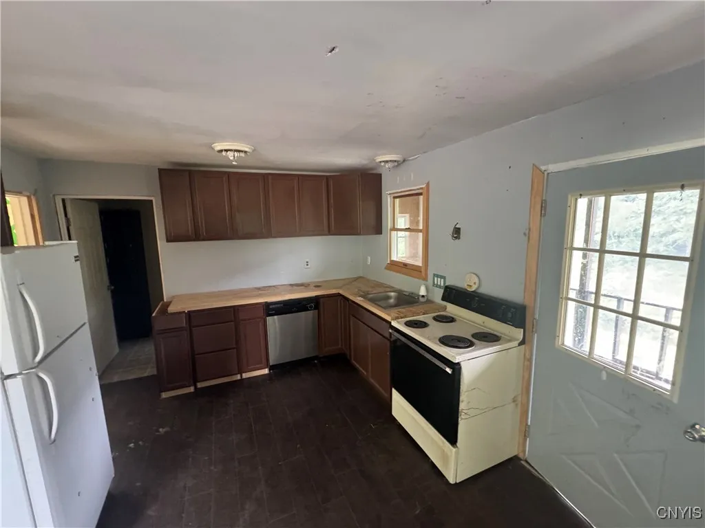 510 Silver Hill Road, Russell, New York 13684, Russell, New York 13684, 3 Bedrooms Bedrooms, 8 Rooms Rooms,1 BathroomBathrooms,Residential,For Sale,510 Silver Hill Road, Russell, New York 13684,0,S1633640