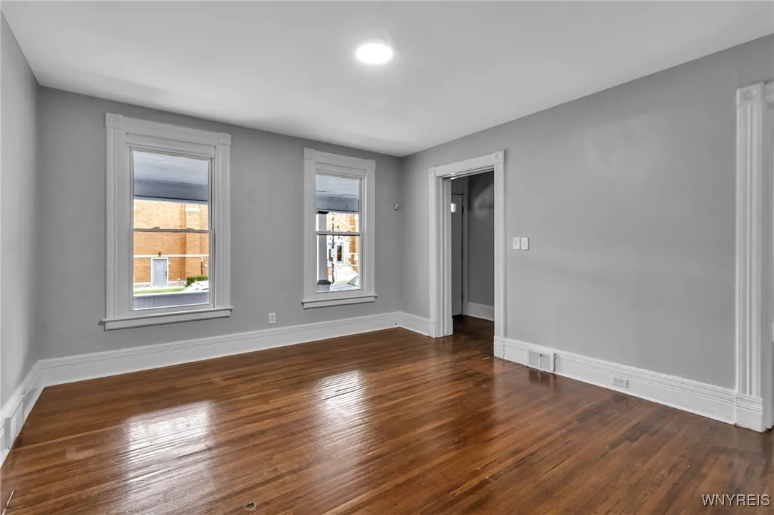 341 Bird Avenue, Buffalo, New York 14213, Buffalo, New York 14213, 5 Bedrooms Bedrooms, 8 Rooms Rooms,2 BathroomsBathrooms,Residential,For Sale,341 Bird Avenue, Buffalo, New York 14213,0,B1633371