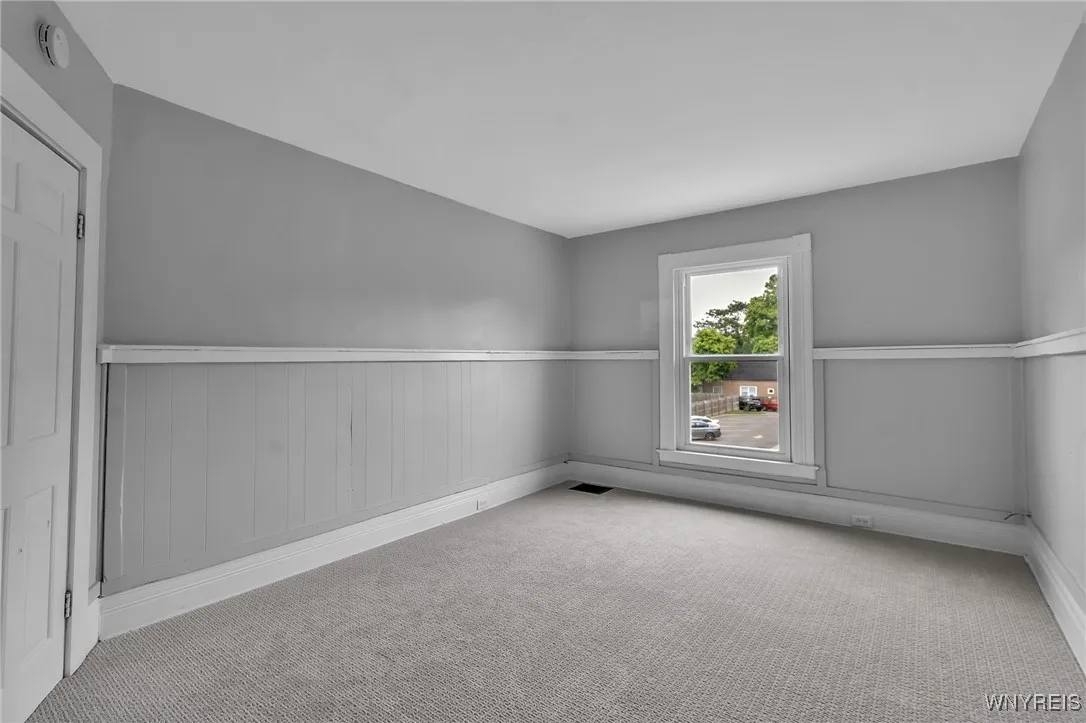 341 Bird Avenue, Buffalo, New York 14213, Buffalo, New York 14213, 5 Bedrooms Bedrooms, 8 Rooms Rooms,2 BathroomsBathrooms,Residential,For Sale,341 Bird Avenue, Buffalo, New York 14213,0,B1633371