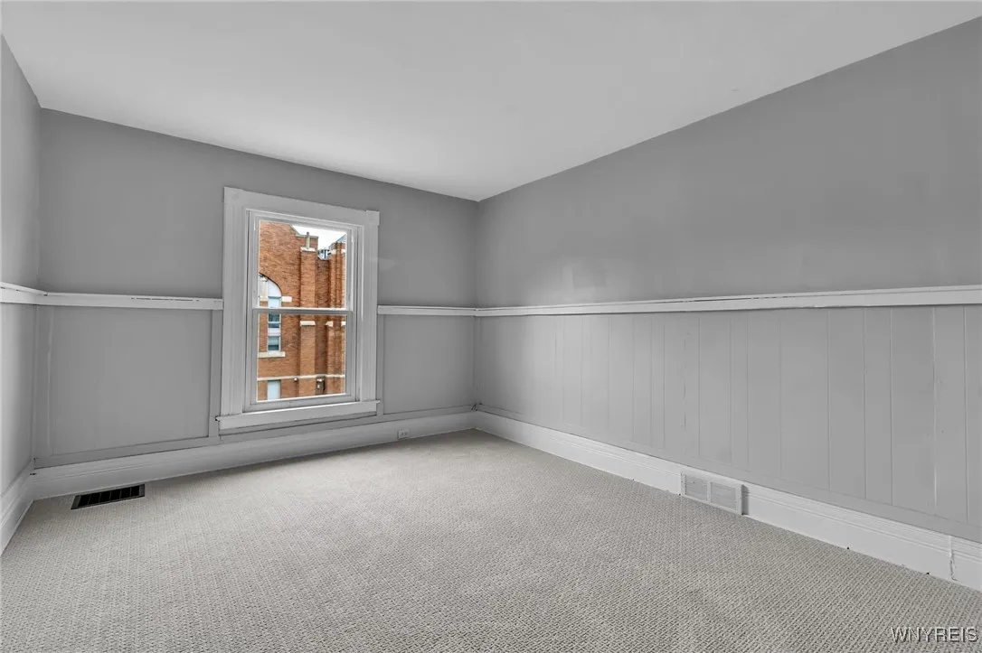 341 Bird Avenue, Buffalo, New York 14213, Buffalo, New York 14213, 5 Bedrooms Bedrooms, 8 Rooms Rooms,2 BathroomsBathrooms,Residential,For Sale,341 Bird Avenue, Buffalo, New York 14213,0,B1633371