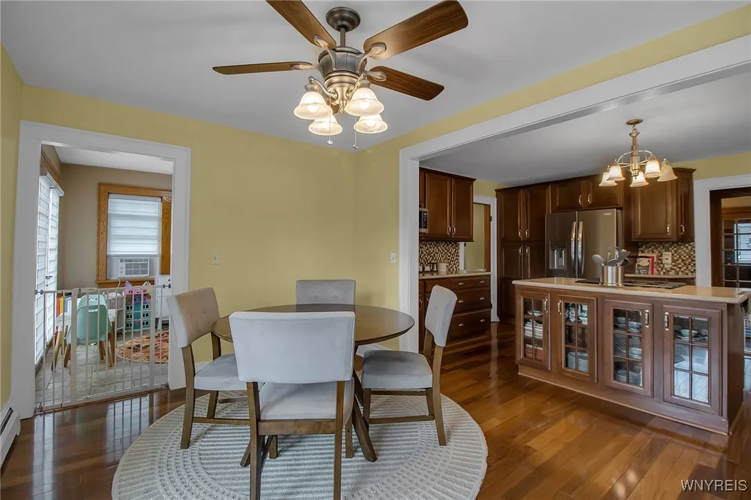 7196 Ward Road, Wheatfield, New York 14120, Wheatfield, New York 14120, 3 Bedrooms Bedrooms, 10 Rooms Rooms,1 BathroomBathrooms,Residential,For Sale,7196 Ward Road, Wheatfield, New York 14120,B1633608