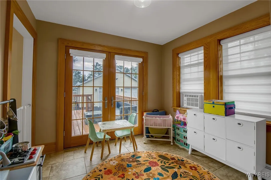 7196 Ward Road, Wheatfield, New York 14120, Wheatfield, New York 14120, 3 Bedrooms Bedrooms, 10 Rooms Rooms,1 BathroomBathrooms,Residential,For Sale,7196 Ward Road, Wheatfield, New York 14120,B1633608